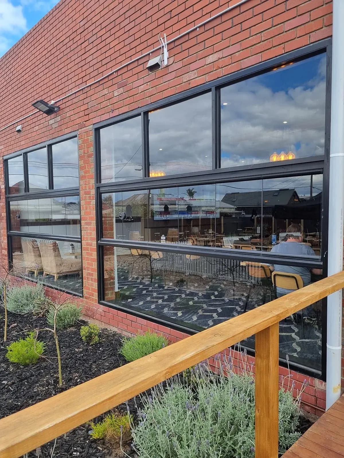 Retail shopfront double glazing Melbourne
